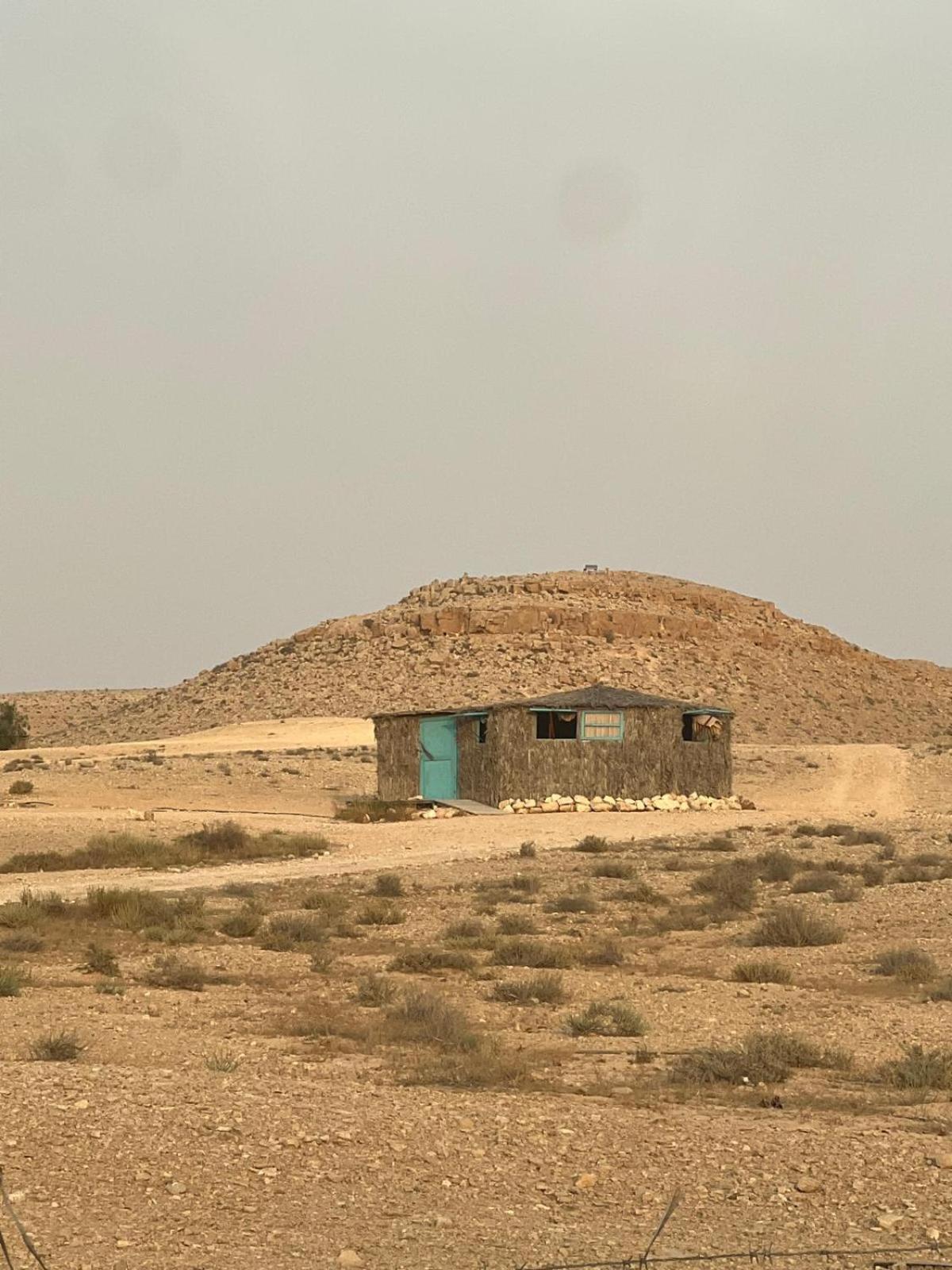 Succah In The Desert Mitzpe Ramon Esterno foto